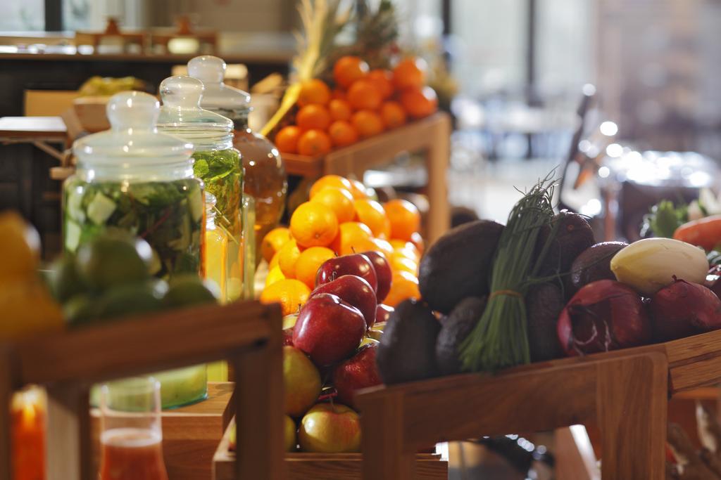 Tangla Hotel Брюссель Экстерьер фото Fruit and vegetables